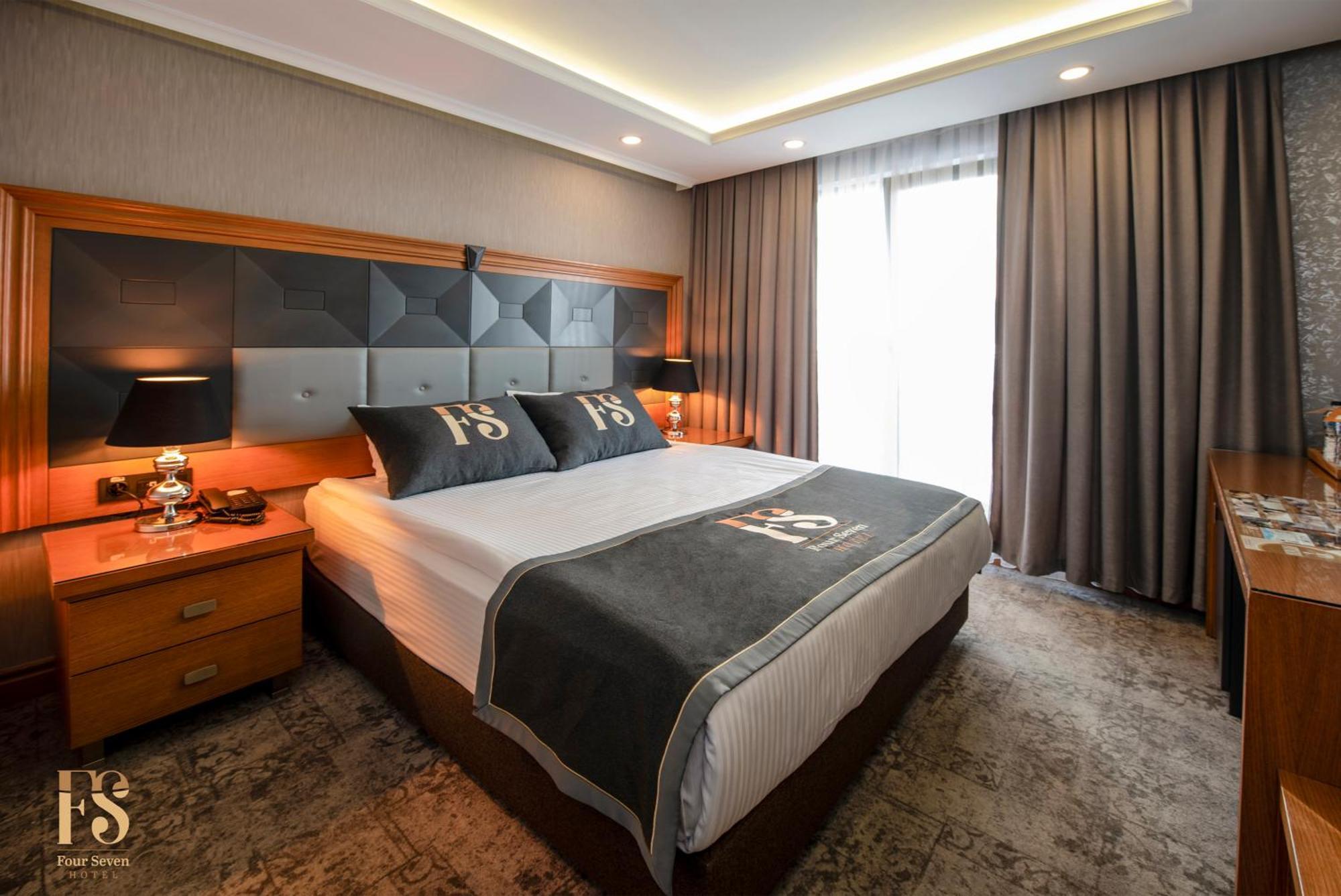 Standard Double or Twin Room Balcony