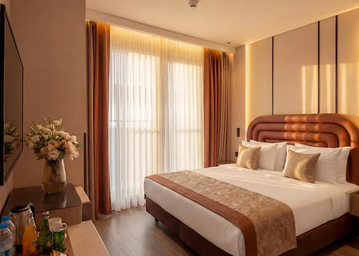 Edition Old City Hotel